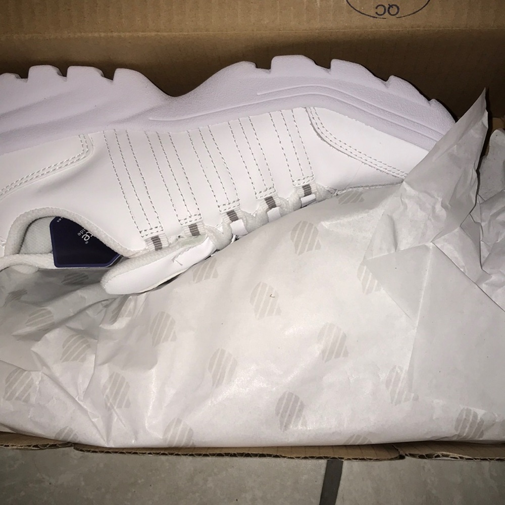 K-Swiss women’s shoes